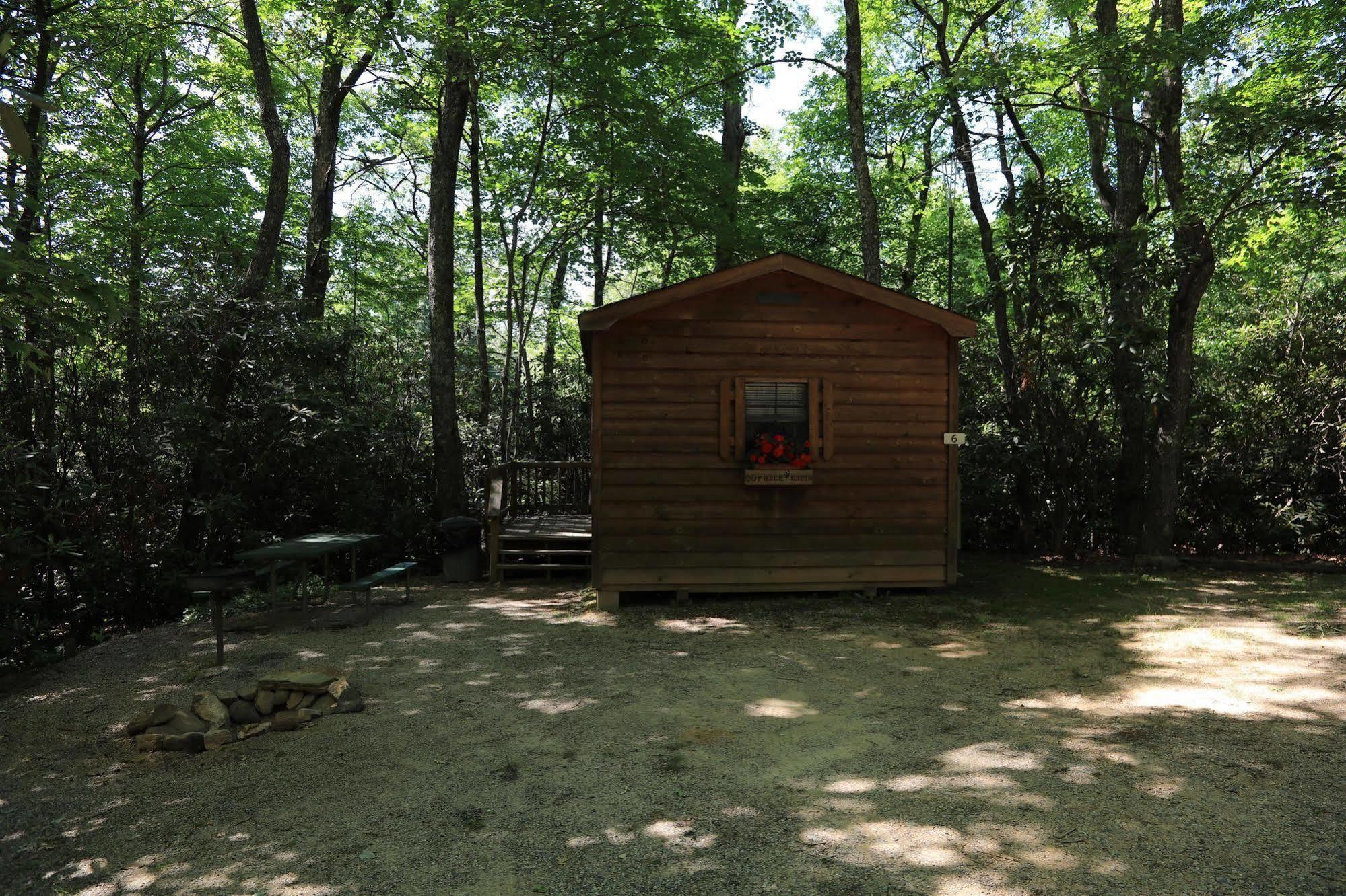 Linville Falls Campground, Rv Park, And Cabins Екстер'єр фото