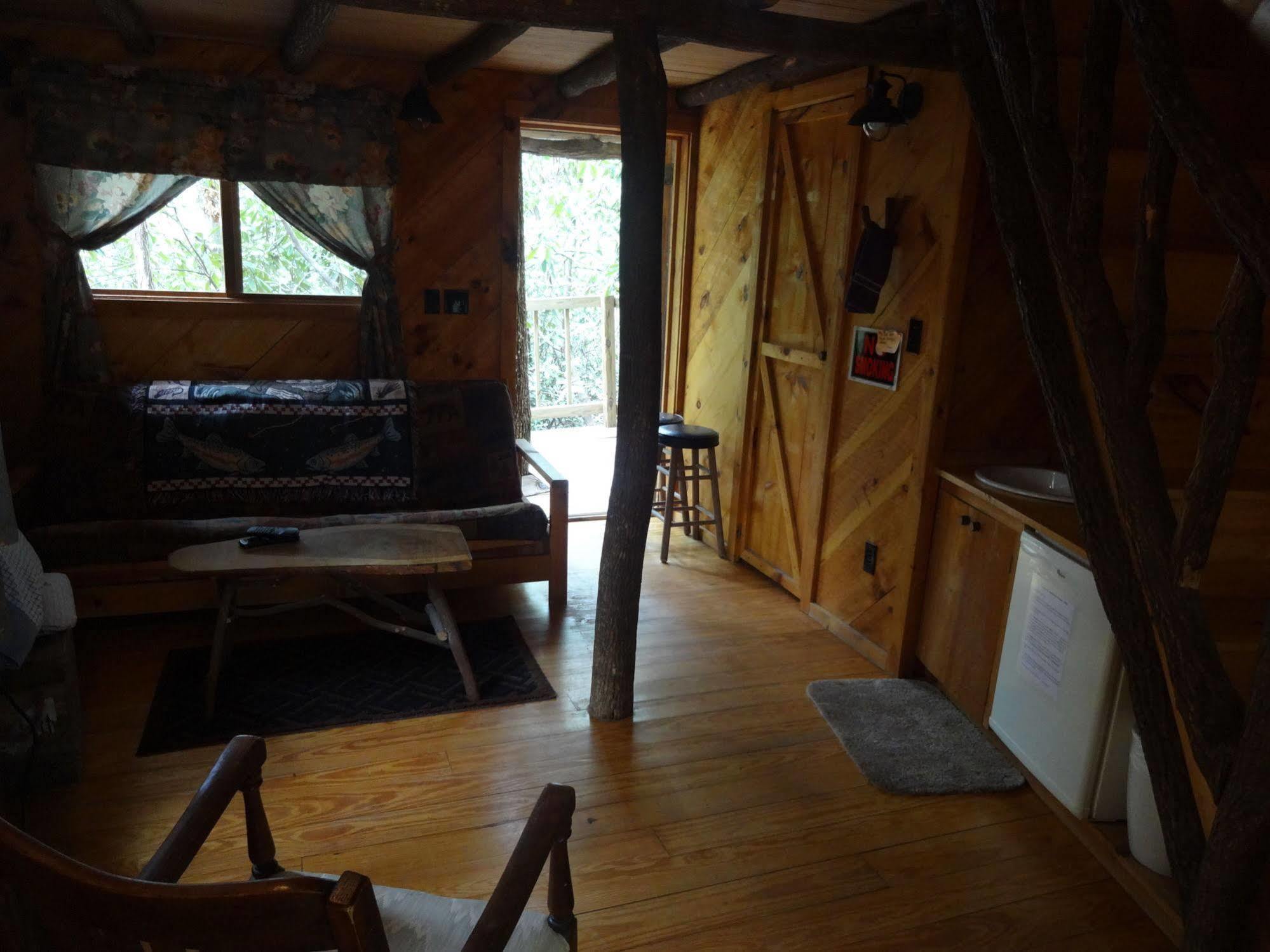 Linville Falls Campground, Rv Park, And Cabins Екстер'єр фото