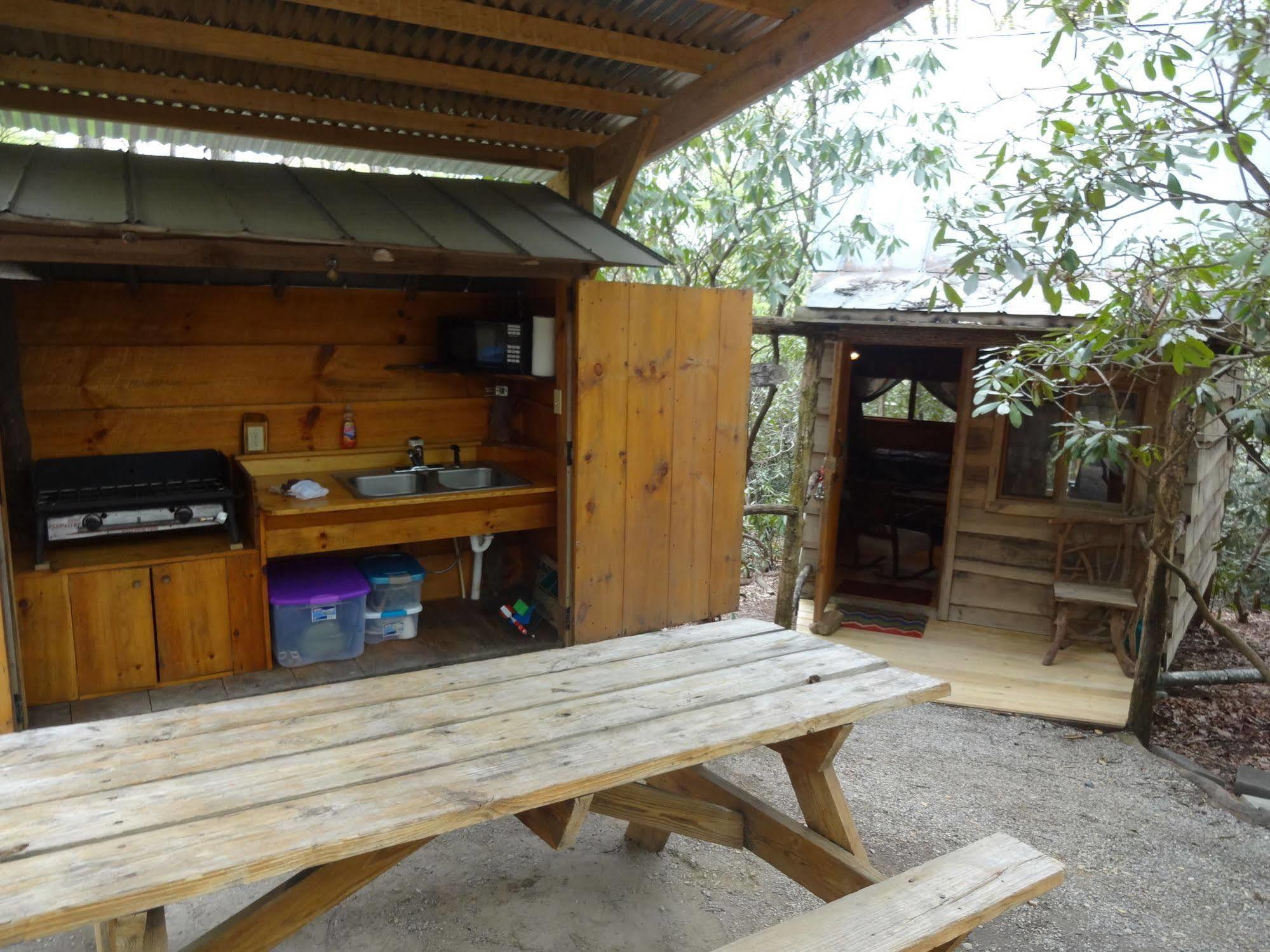 Linville Falls Campground, Rv Park, And Cabins Екстер'єр фото